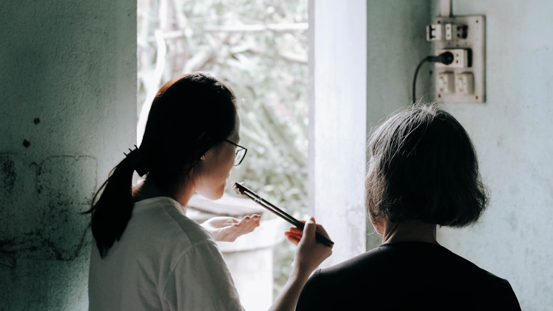 Certified home health aide providing care for senior at home in New Jersey