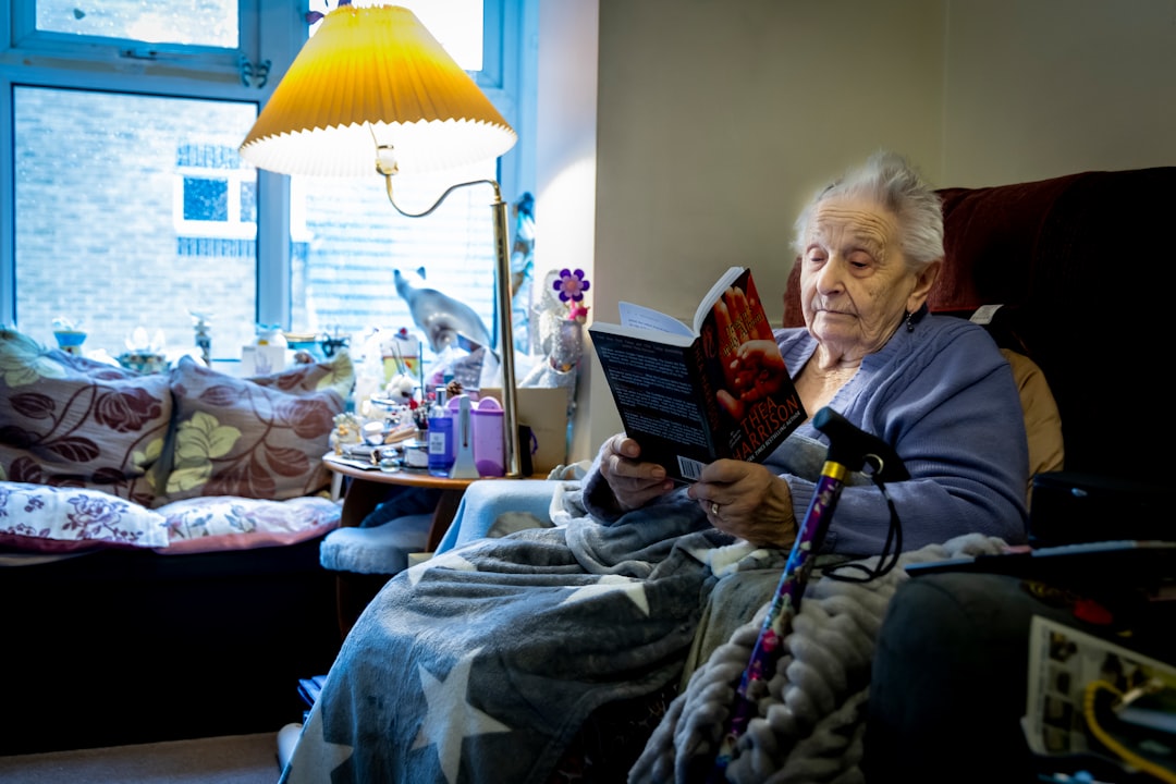 Certified home health aide providing care for senior at home in New Jersey